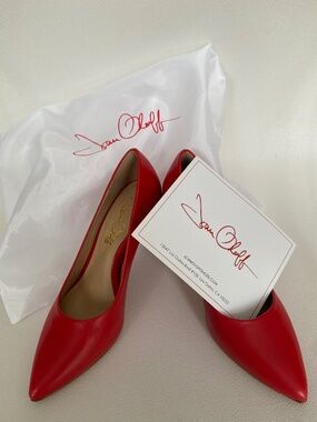 Joan Oloff Red Leather Pointed-Toe Pumps 5.5M - Worn Twice